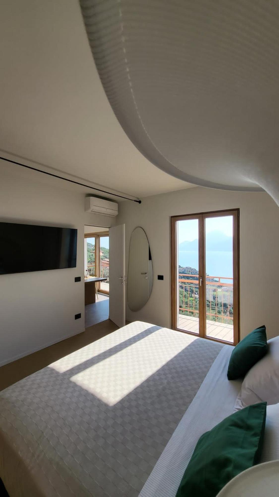 View Garda Lake Brenzone sul Garda Exterior photo